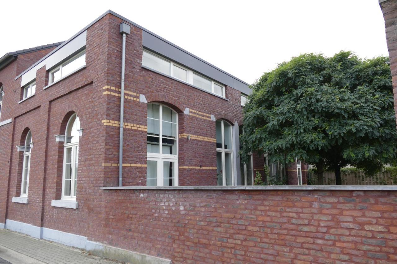 De Oude School 4 Pers App Apartman Visé Kültér fotó